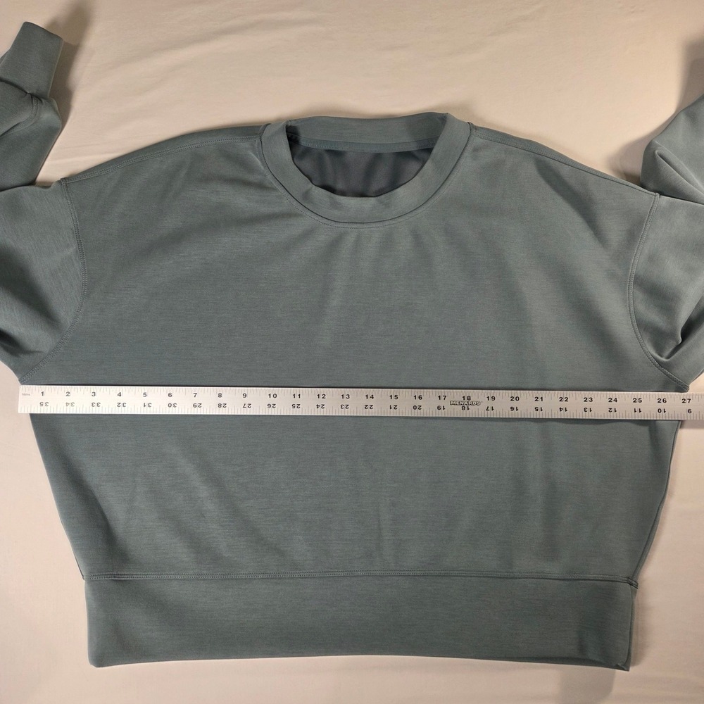 Lululemon Women's Softstreme Perfectly Oversized Cropped Crew Sweatshirt Size 10 - Picture 7 of 9